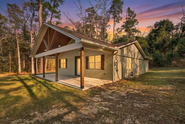 $259,500 | 525 Charmaine Drive East, Woodville, TX 75979