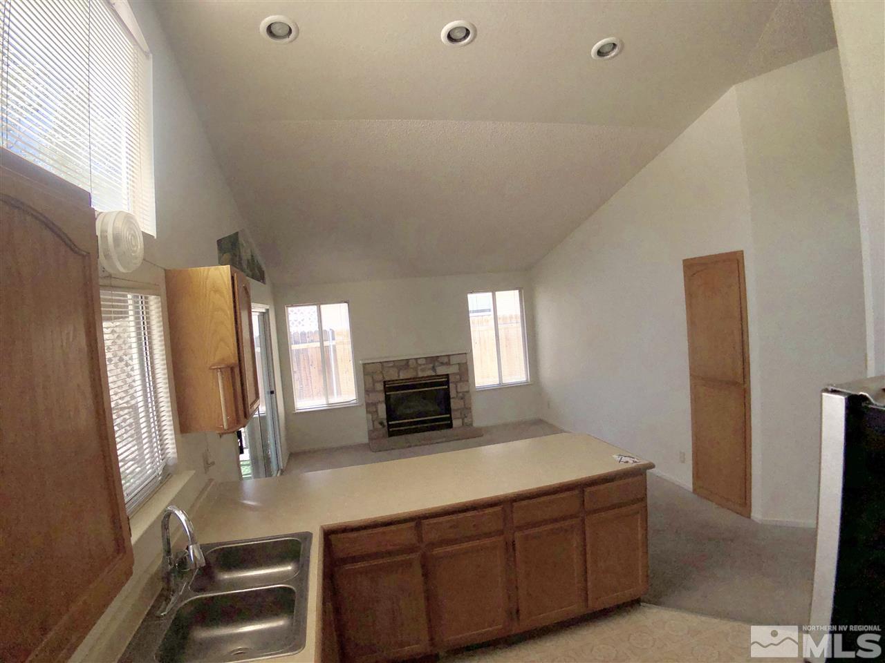 6364 Chesterfield Lane Reno, NV 89523 - Photo 10 of 29