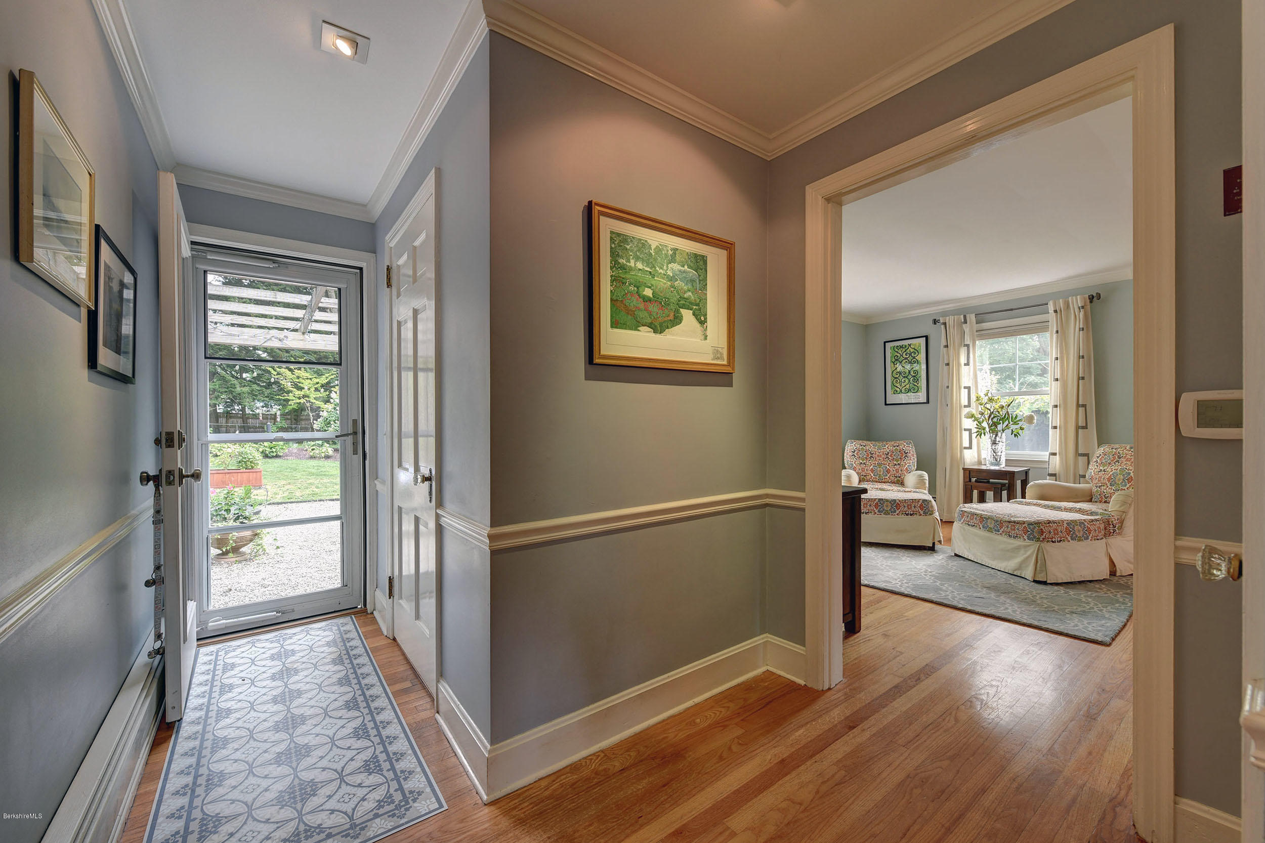 241 Holmes Road Pittsfield, MA 01201 - Photo 23 of 29 609