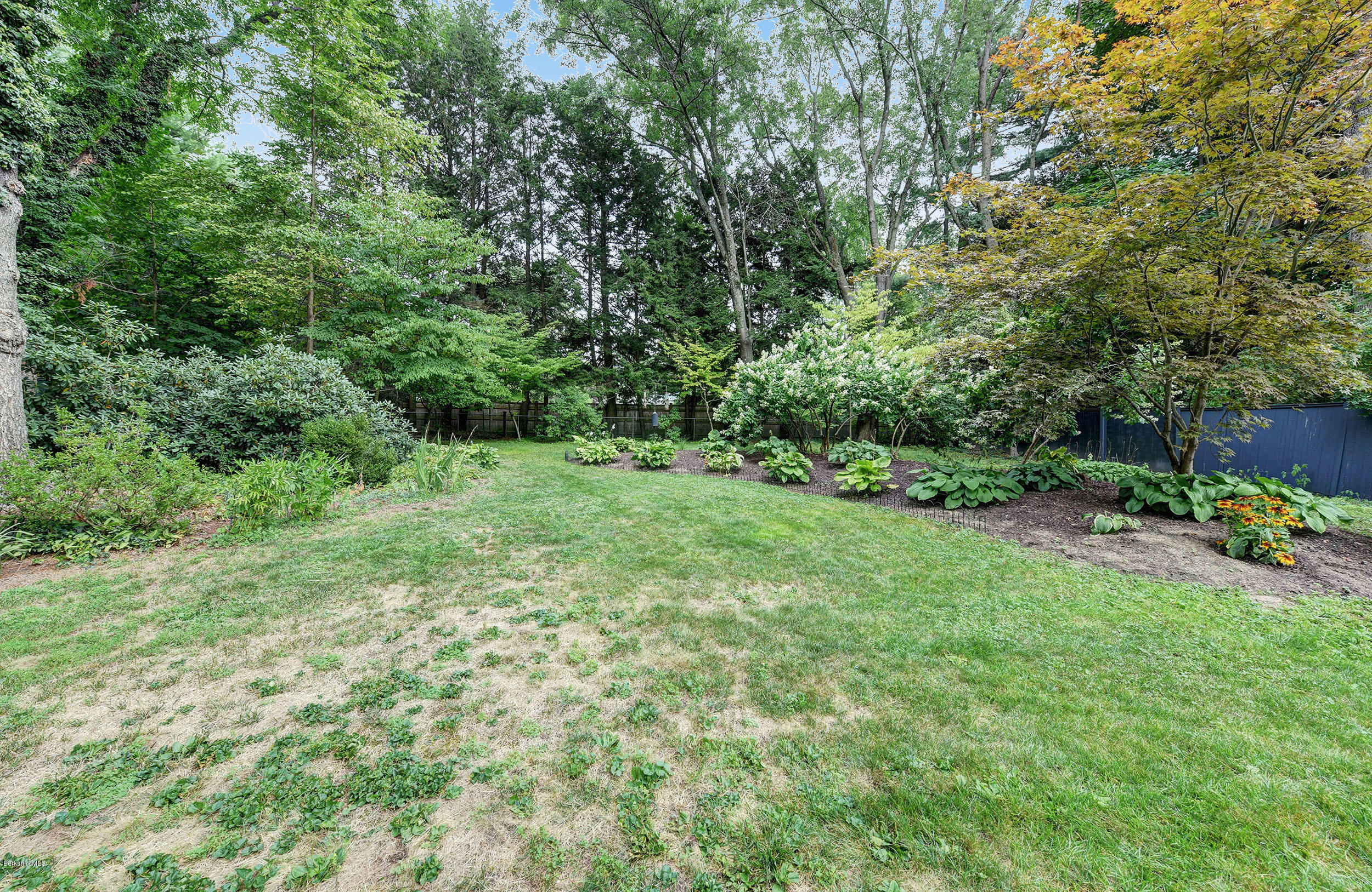 241 Holmes Road Pittsfield, MA 01201 - Photo 24 of 29 597