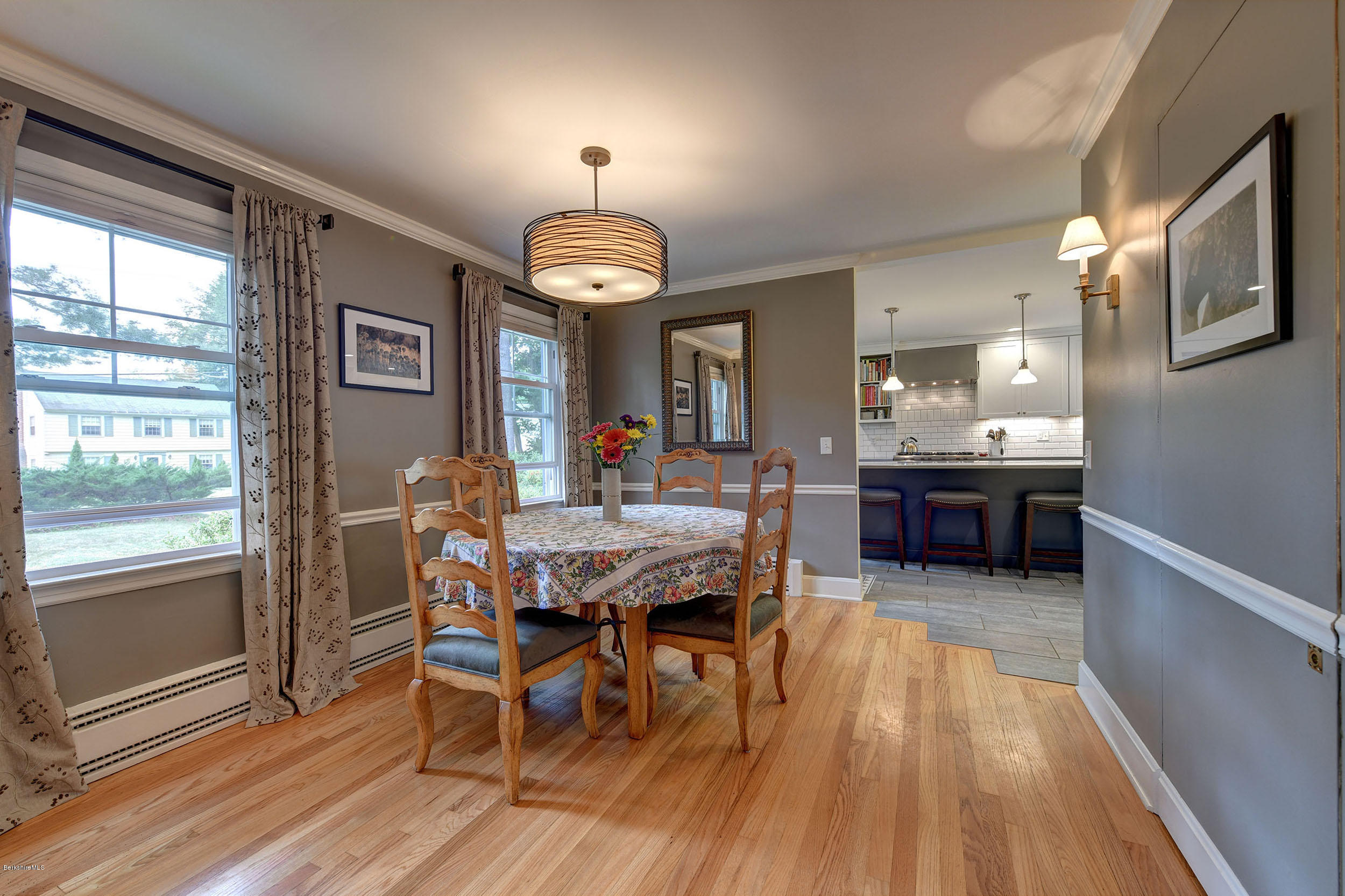 241 Holmes Road Pittsfield, MA 01201 - Photo 9 of 29 607