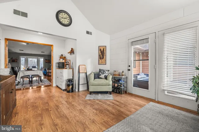 $349,900 | 323 Masters Drive, Cross Junction, VA 22625