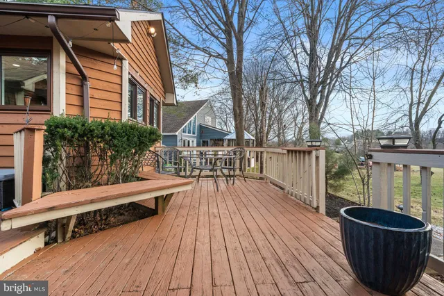 $349,900 | 323 Masters Drive, Cross Junction, VA 22625