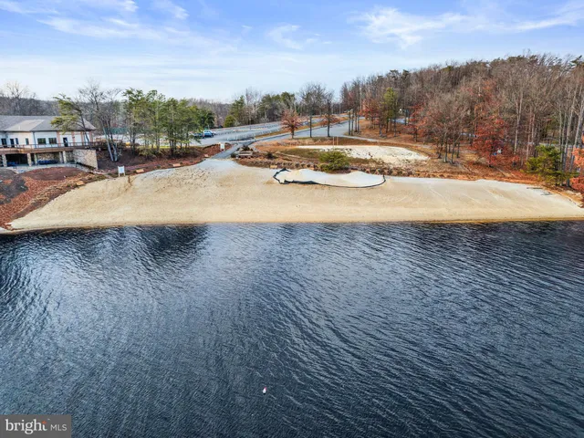 $349,900 | 323 Masters Drive, Cross Junction, VA 22625