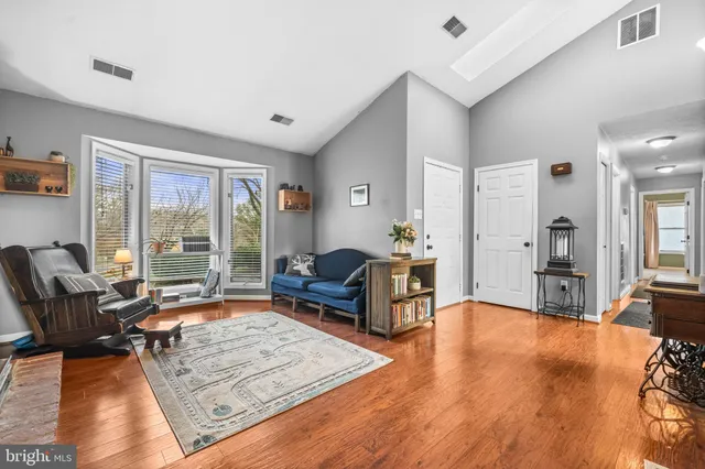 $349,900 | 323 Masters Drive, Cross Junction, VA 22625