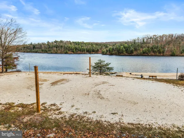 $349,900 | 323 Masters Drive, Cross Junction, VA 22625