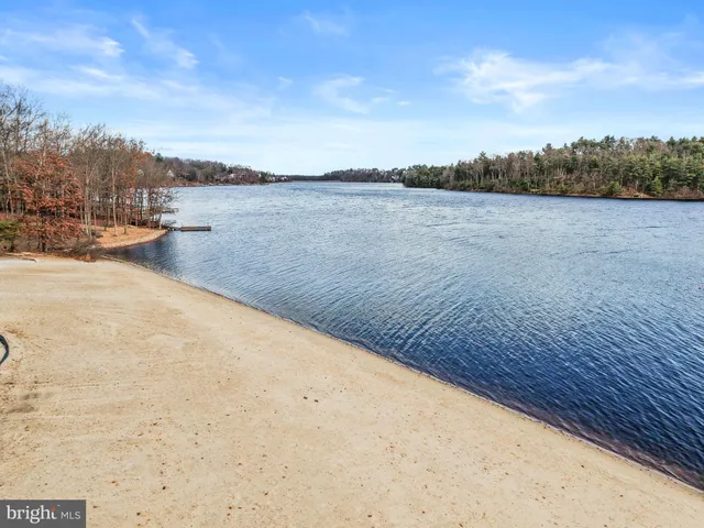 $349,900 | 323 Masters Drive, Cross Junction, VA 22625