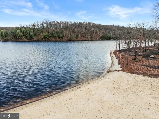 $349,900 | 323 Masters Drive, Cross Junction, VA 22625