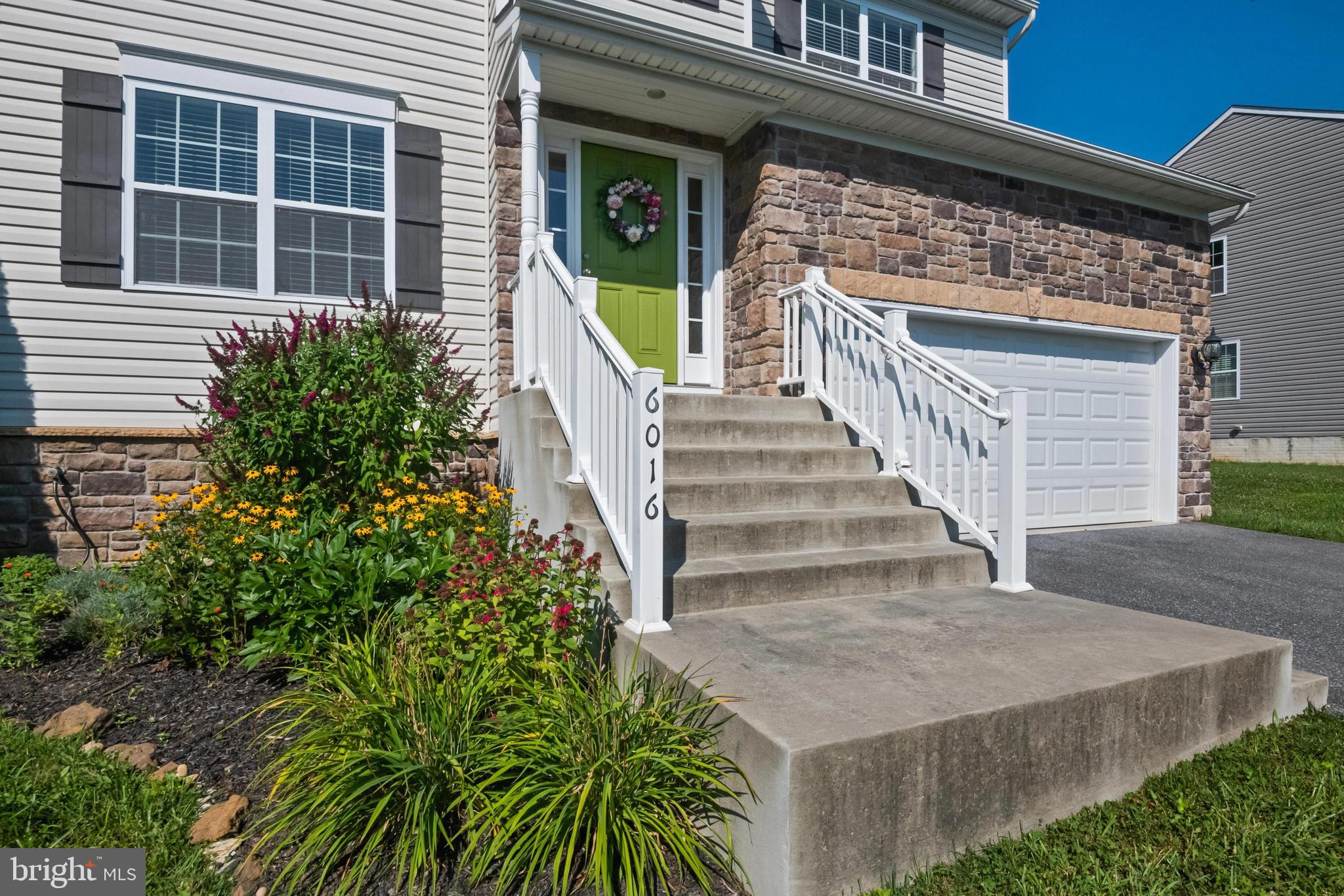 6016 Hanover Road Elkridge, MD 21075 - Photo 2 of 45 Welcoming Entrance