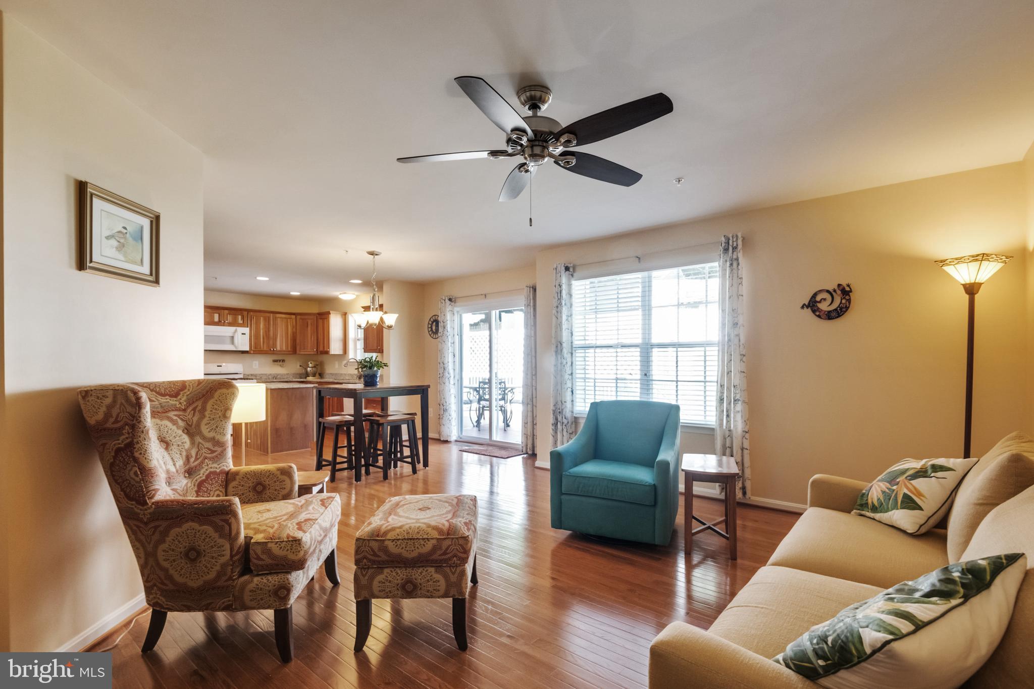 6016 Hanover Road Elkridge, MD 21075 - Photo 15 of 45 Cozy & Quaint Family Room