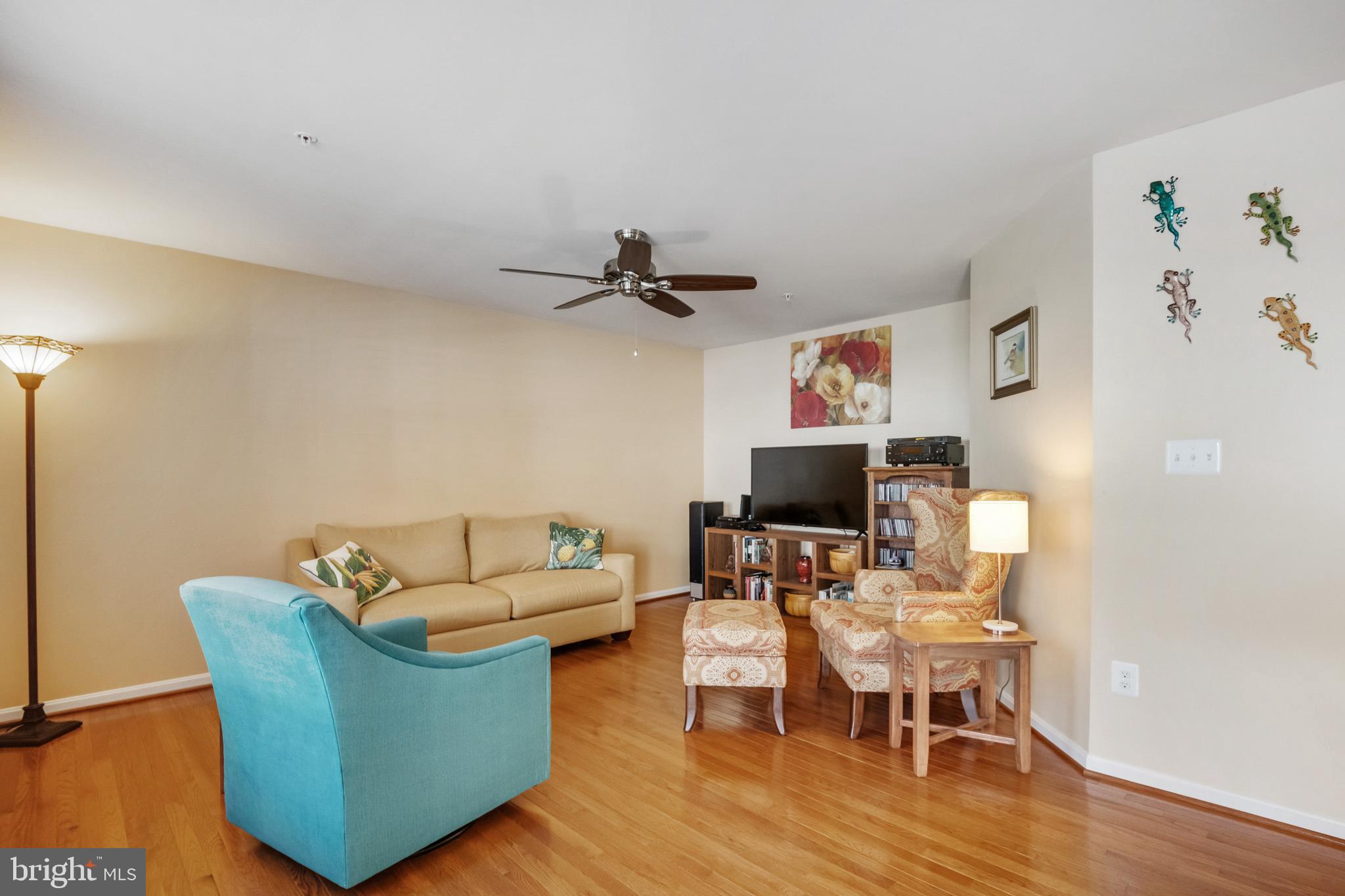 6016 Hanover Road Elkridge, MD 21075 - Photo 16 of 45 Family Room with Ceiling Fan