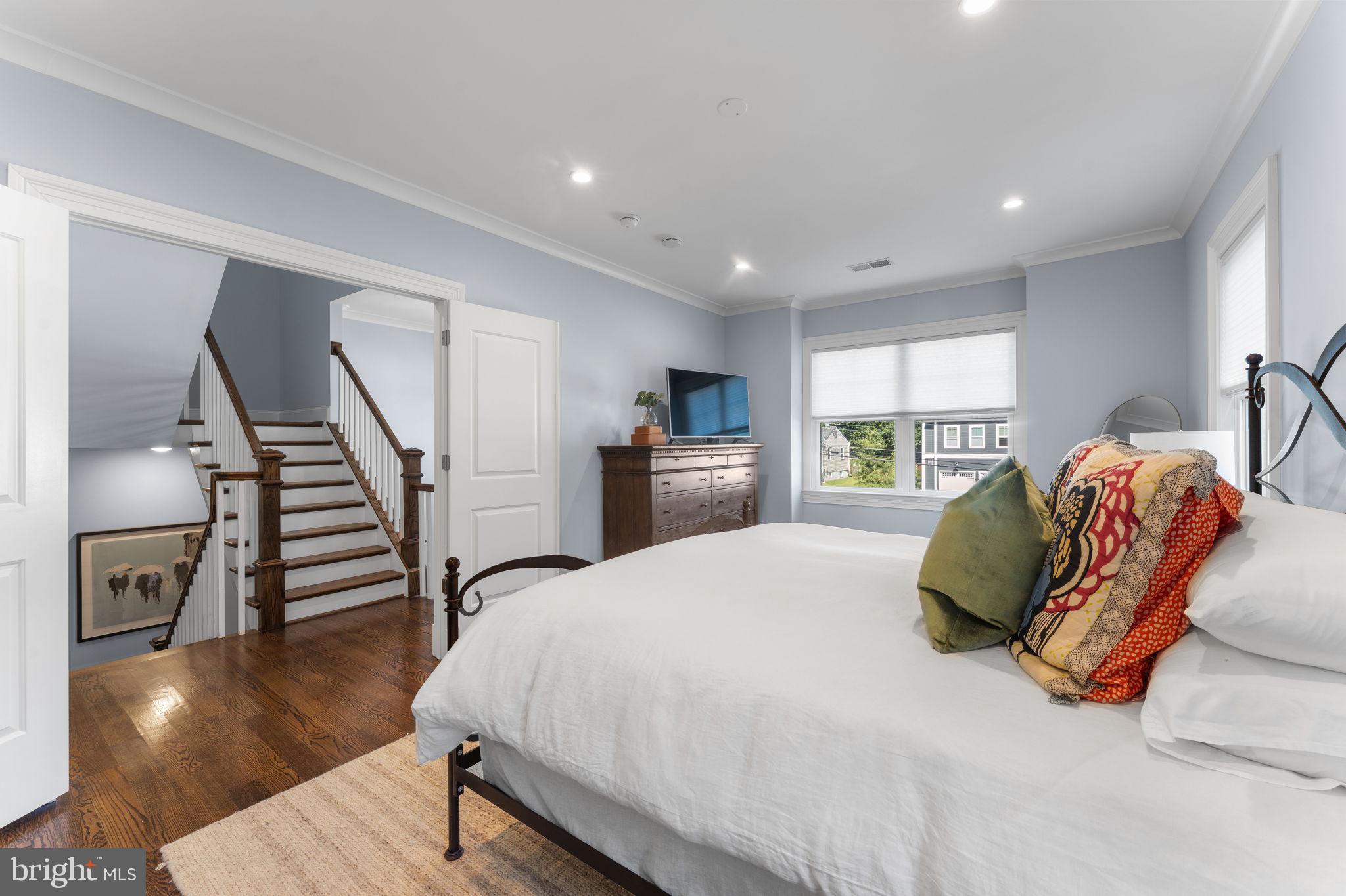 106 Tapawingo Road Southwest Vienna, VA 22180 - Photo 28 of 91