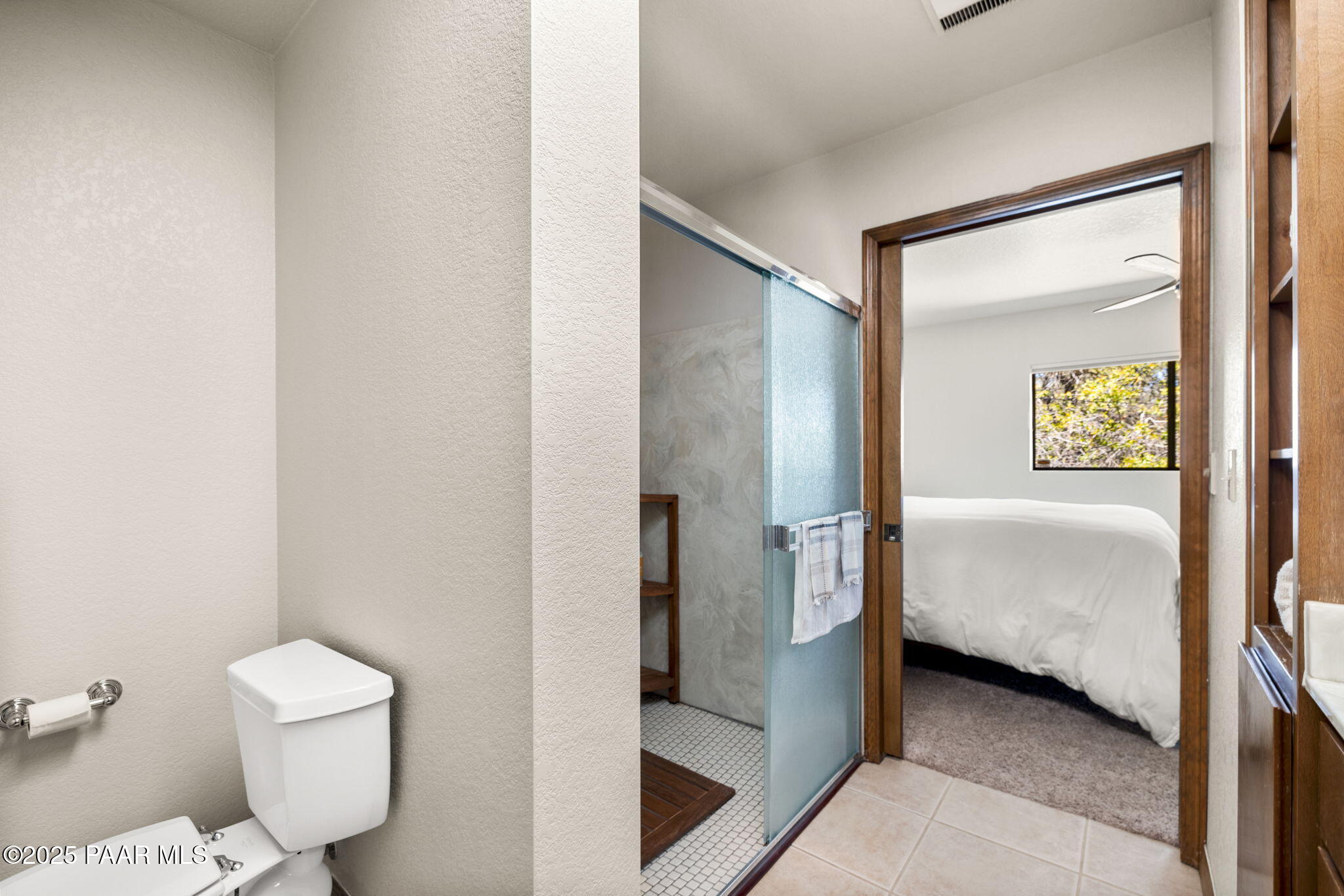 2130 Thumb Butte Road Prescott, AZ 86305 - Photo 15 of 41 22-Primary Bathroom (2)