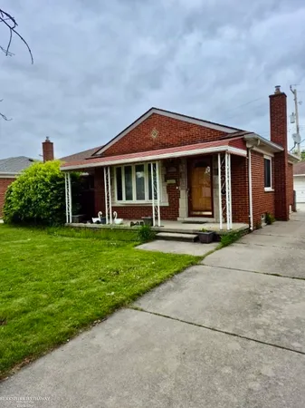 $179,900 | 24524 Raven Avenue, Eastpointe, MI 48021