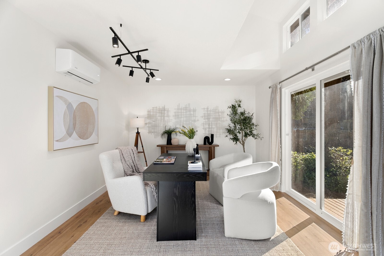 19810 95th Avenue Northeast Bothell, WA 98011 - Photo 12 of 27