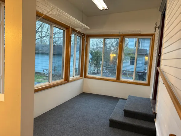 $189,900 | 1222 East Porter Street, Albion, MI 49224