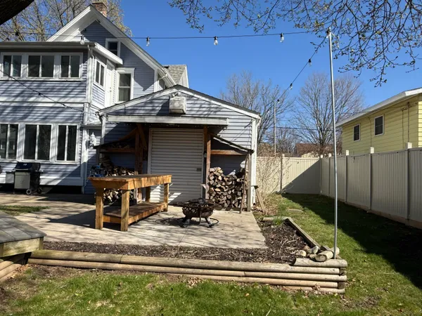 $189,900 | 1222 East Porter Street, Albion, MI 49224