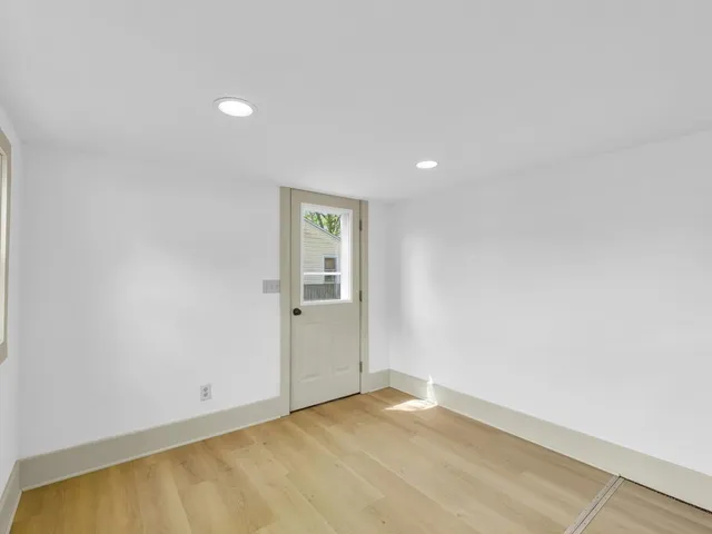 $168,500 | 413 East Lincoln Street, Monticello, IL 61856