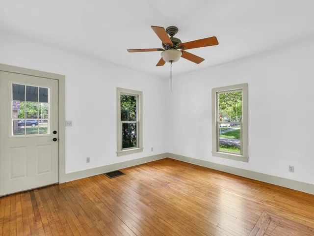 $168,500 | 413 East Lincoln Street, Monticello, IL 61856