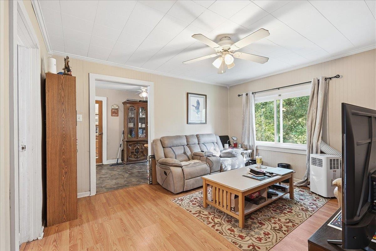2060 Highway 418 Pelzer, SC 29669 - Photo 12 of 28