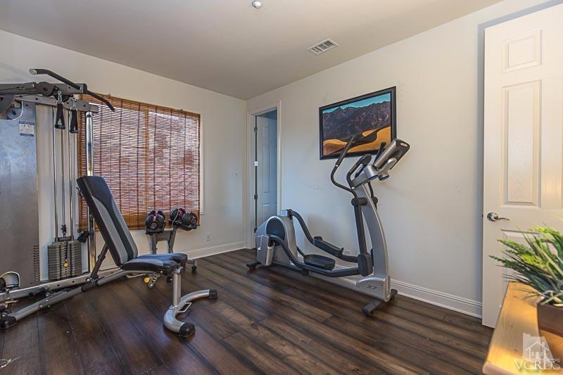 12366 Nelson Road Moorpark, CA 93021 - Photo 40 of 67 a view of a room with gym equipment