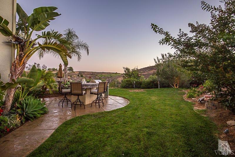 12366 Nelson Road Moorpark, CA 93021 - Photo 50 of 67 a view of a backyard with a patio