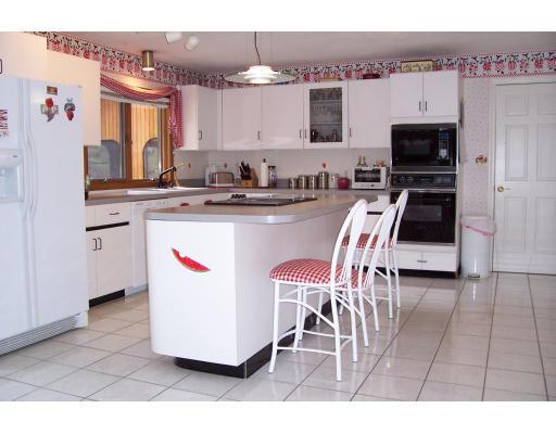 6 Averill Road Middleton, MA 01949 - Photo 4 of 11 Gallery Image 4
