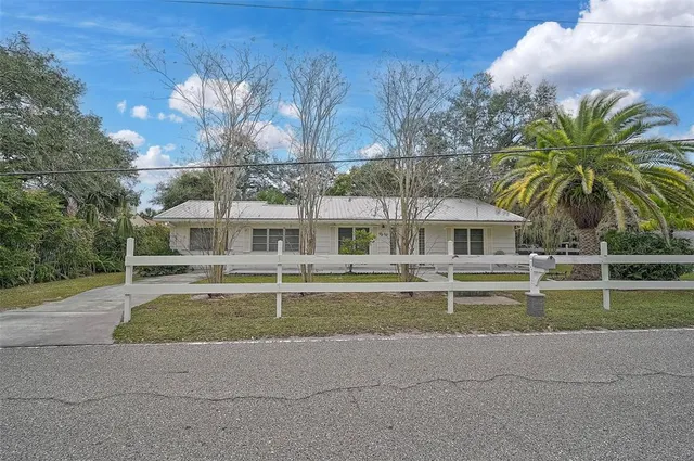 $2,450 | 1010 Indian Beach Drive, Sarasota, FL 34234