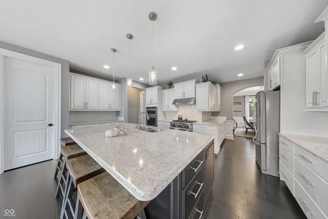 $1,500,000 | 11346 Talnuck Circle, Fishers, IN 46037