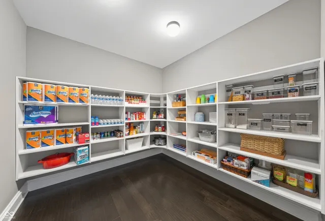 $1,500,000 | 11346 Talnuck Circle, Fishers, IN 46037