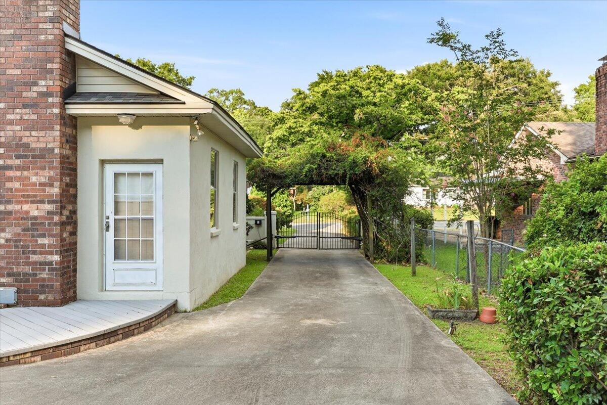 1022 Lepley Road Hanahan, SC 29410 - Photo 35 of 56 49-1022_048