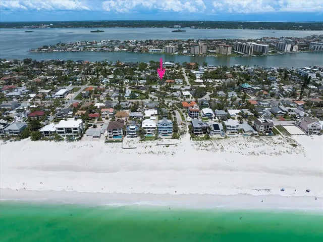 $799,000 | 745 Bruce Avenue, Clearwater Beach, FL 33767