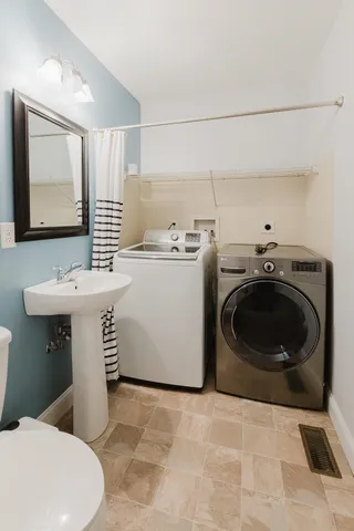 $3,000 | 213 Villager Road, Chester, NH 03036