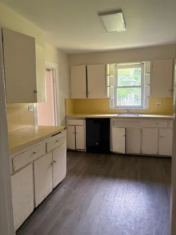 $799,000 | 270 North Highland Avenue, Pearl River, NY 10965