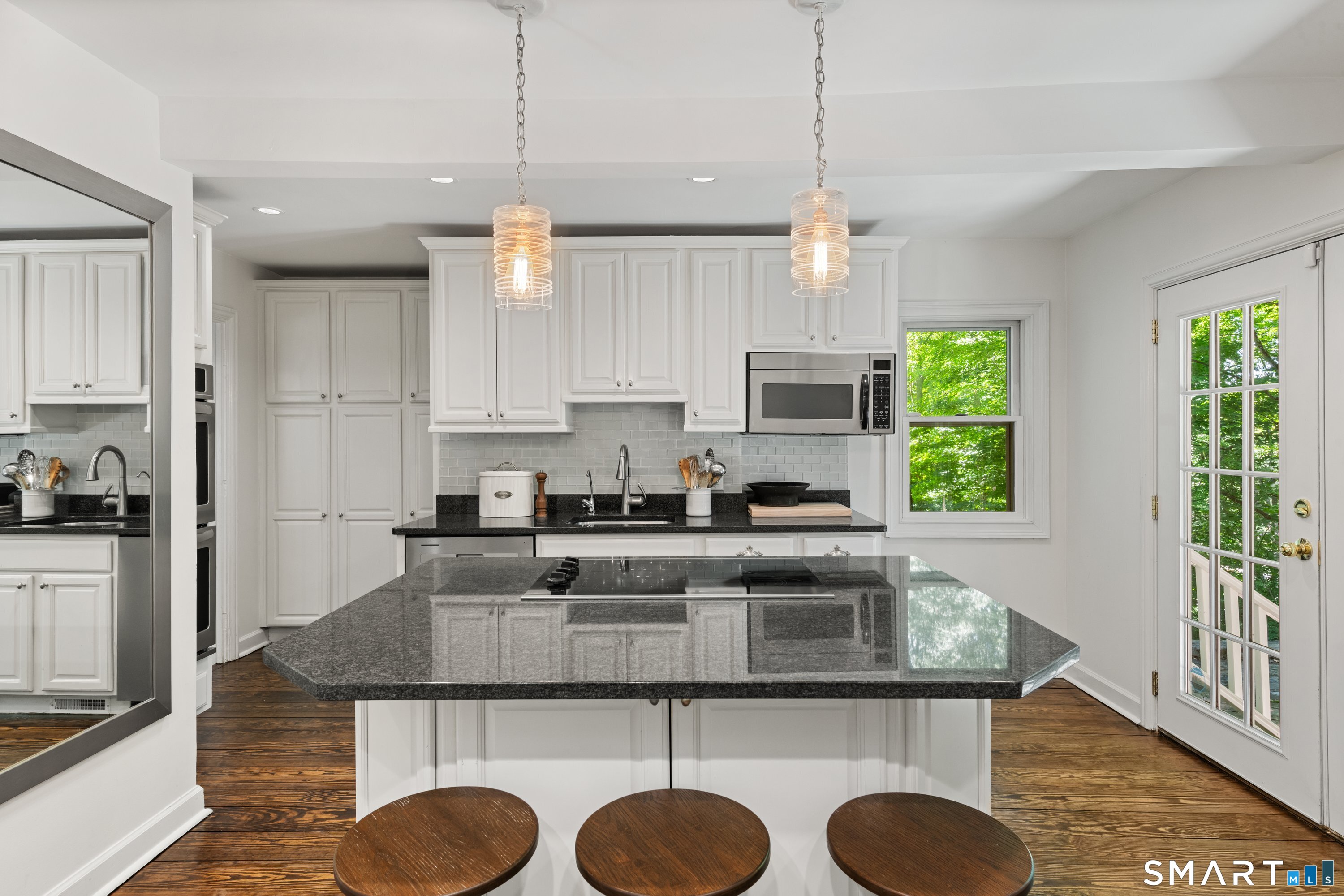 123 Lyons Plain Road Weston, CT 06883 - Photo 18 of 38