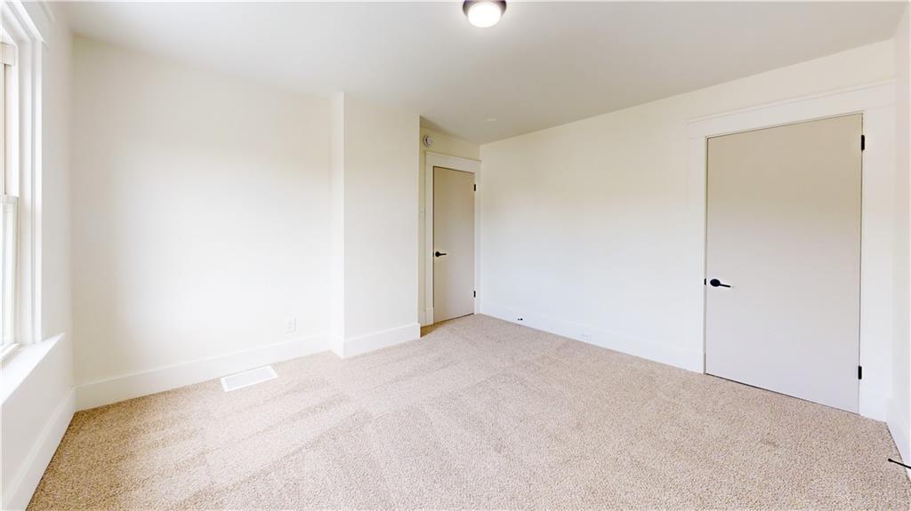 121 Sampson Avenue Pittsburgh, PA 15205 - Photo 25 of 44