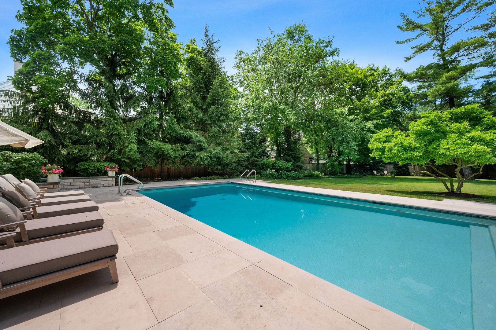 808 Hill Road Winnetka, IL 60093 - Photo 16 of 76