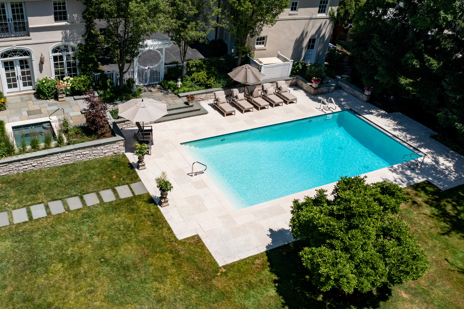 808 Hill Road Winnetka, IL 60093 - Photo 20 of 76