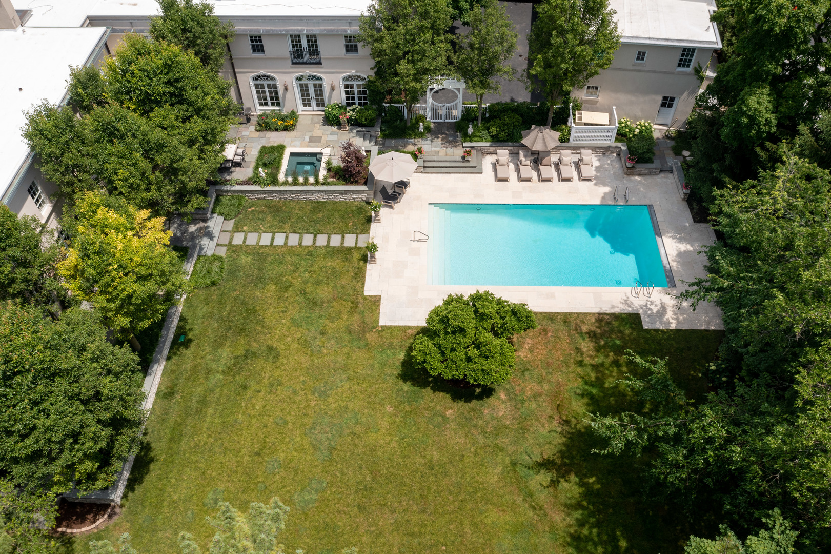 808 Hill Road Winnetka, IL 60093 - Photo 21 of 76