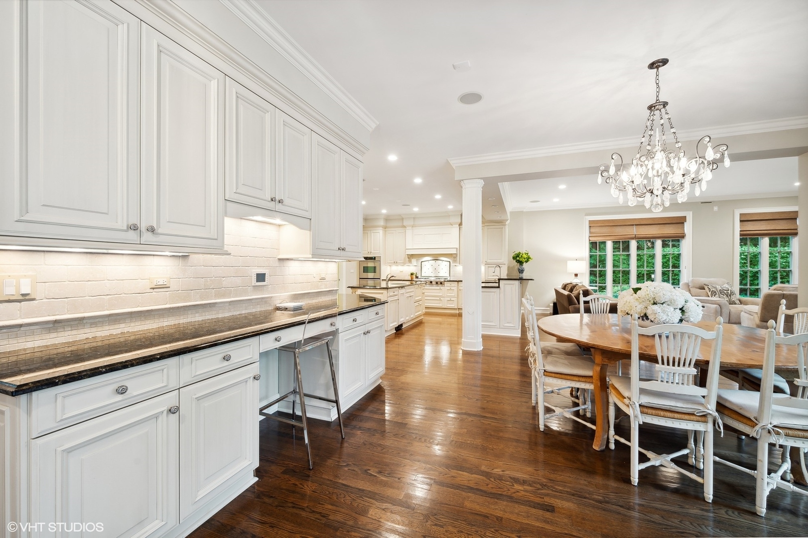 808 Hill Road Winnetka, IL 60093 - Photo 37 of 76