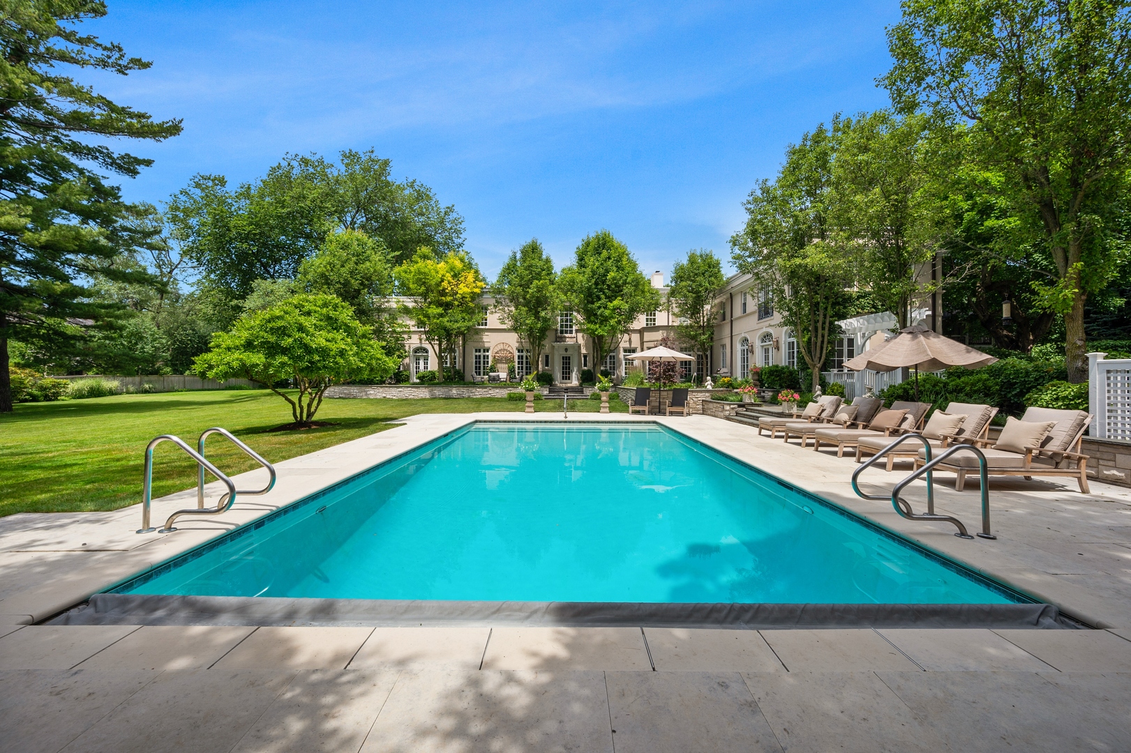 808 Hill Road Winnetka, IL 60093 - Photo 7 of 76