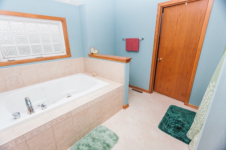 201 Starfire Road Poplar Grove, IL 61065 - Photo 12 of 19 Gallery Image 12