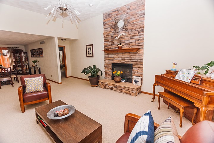 201 Starfire Road Poplar Grove, IL 61065 - Photo 3 of 19 Gallery Image 3