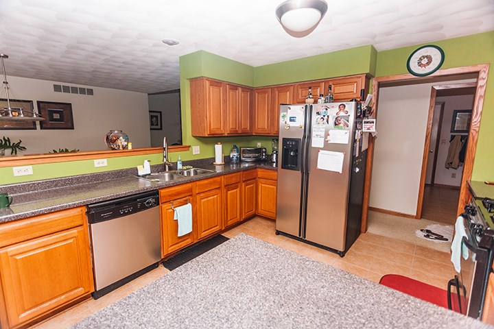 201 Starfire Road Poplar Grove, IL 61065 - Photo 8 of 19 Gallery Image 8
