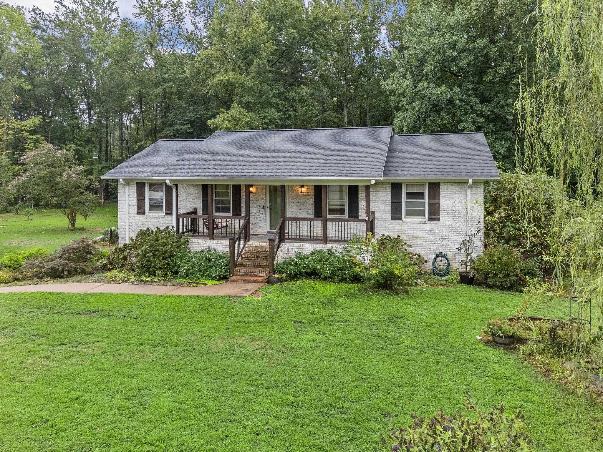 243 Rainbow Circle Inman, SC 29349 - Photo 3 of 38