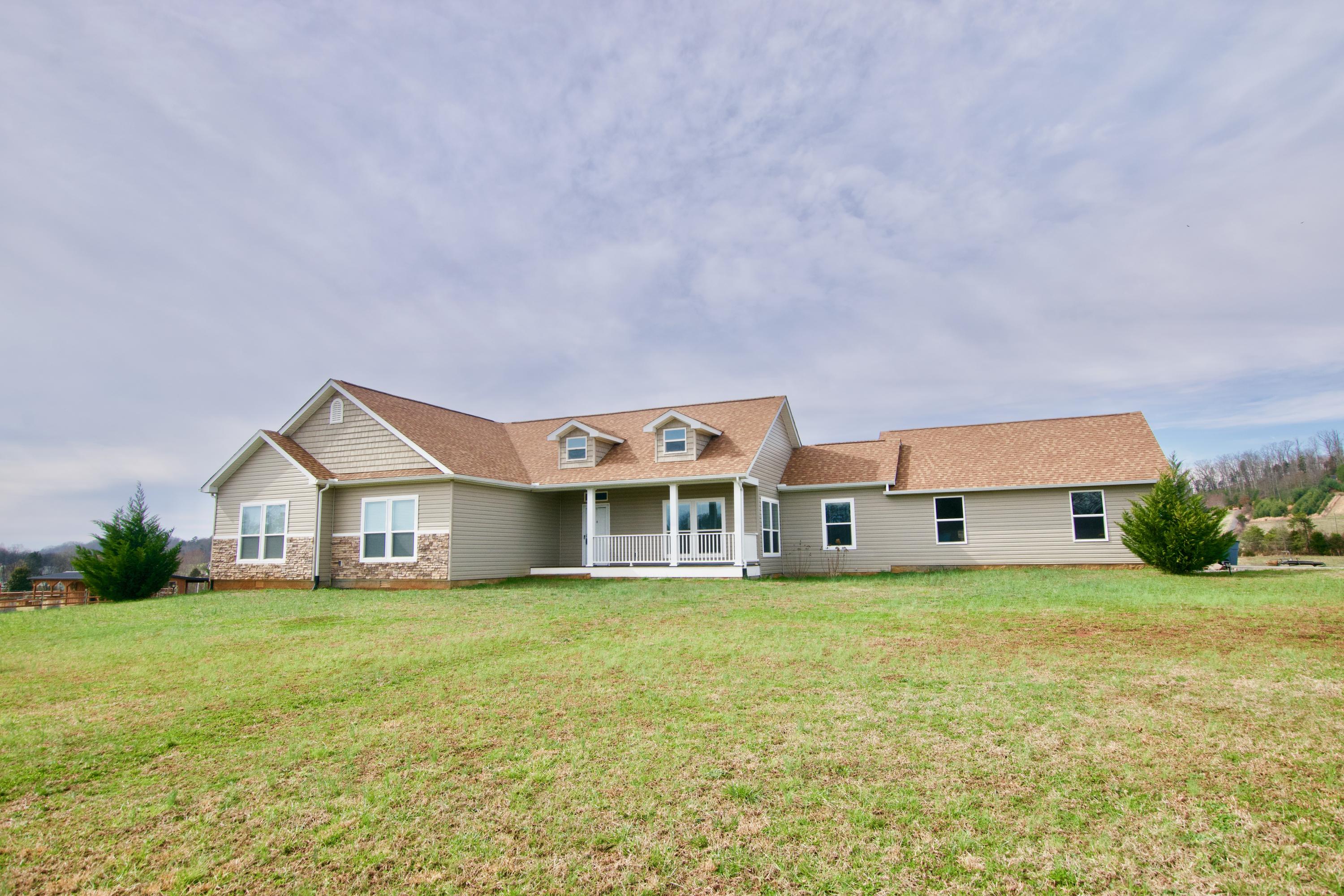 5561 Sinking Creek Road Greenback, TN 37742 - Photo 5 of 40 DSC_0526