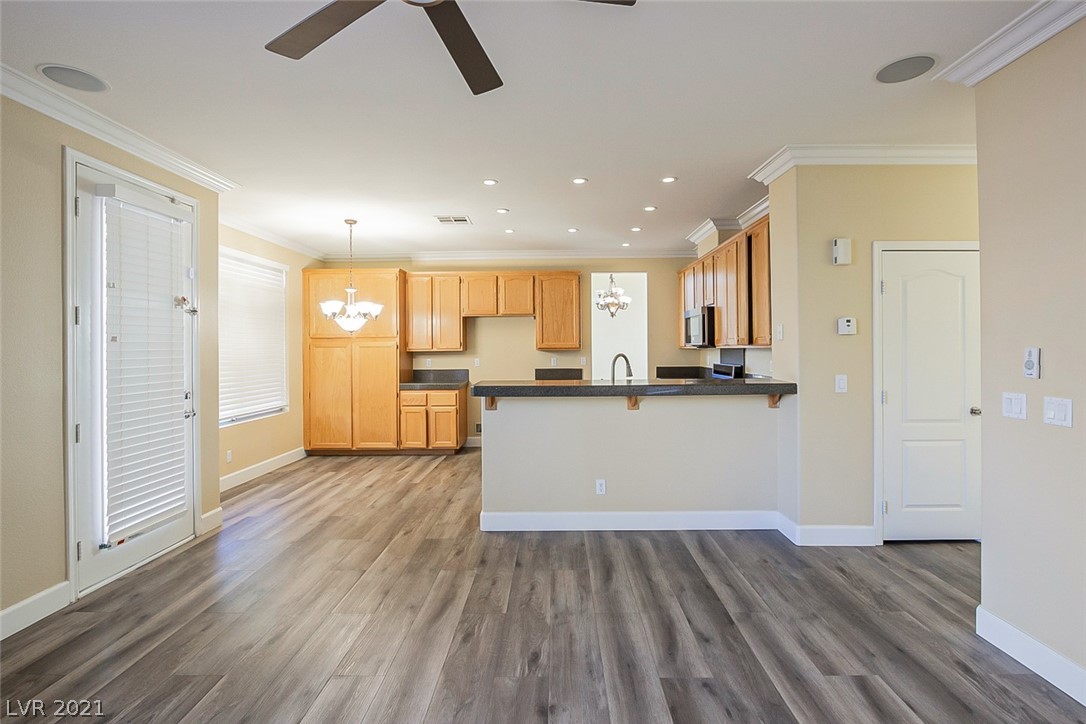 1905 Jack Rabbit Way Las Vegas, NV 89128 - Photo 11 of 32 Gallery Image 11