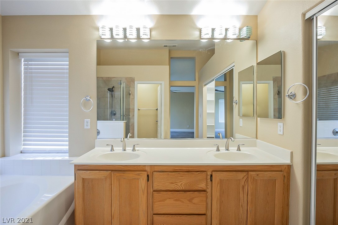 1905 Jack Rabbit Way Las Vegas, NV 89128 - Photo 17 of 32 Gallery Image 17