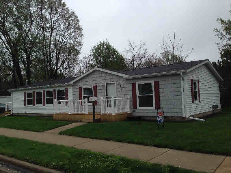 500 35th Street Bay City, MI 48708 - Photo 1 of 10 Gallery Image 1