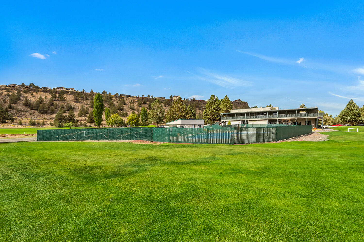 15048 Southwest Maverick Road Terrebonne, OR 97760 - Photo 24 of 26 Community Pool